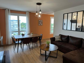 Le Grand Parc 13 - 2 chambres - wifi - parking